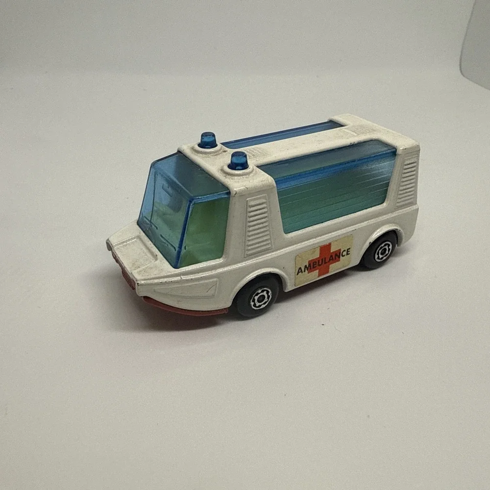 Vintage Lesney 1971 Matchbox Superfast No 46 Stretcha Fetcha Ambulance White